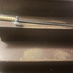 Pearl Handle Sword 