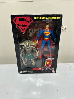 DC Direct Superman vs Doomsday Collector Set w/ Death of Superman Graphic Novel