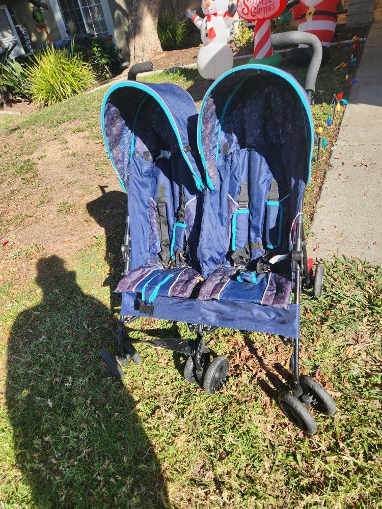 Double Umbrella Stroller 