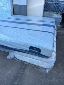 King size mattress and box spring