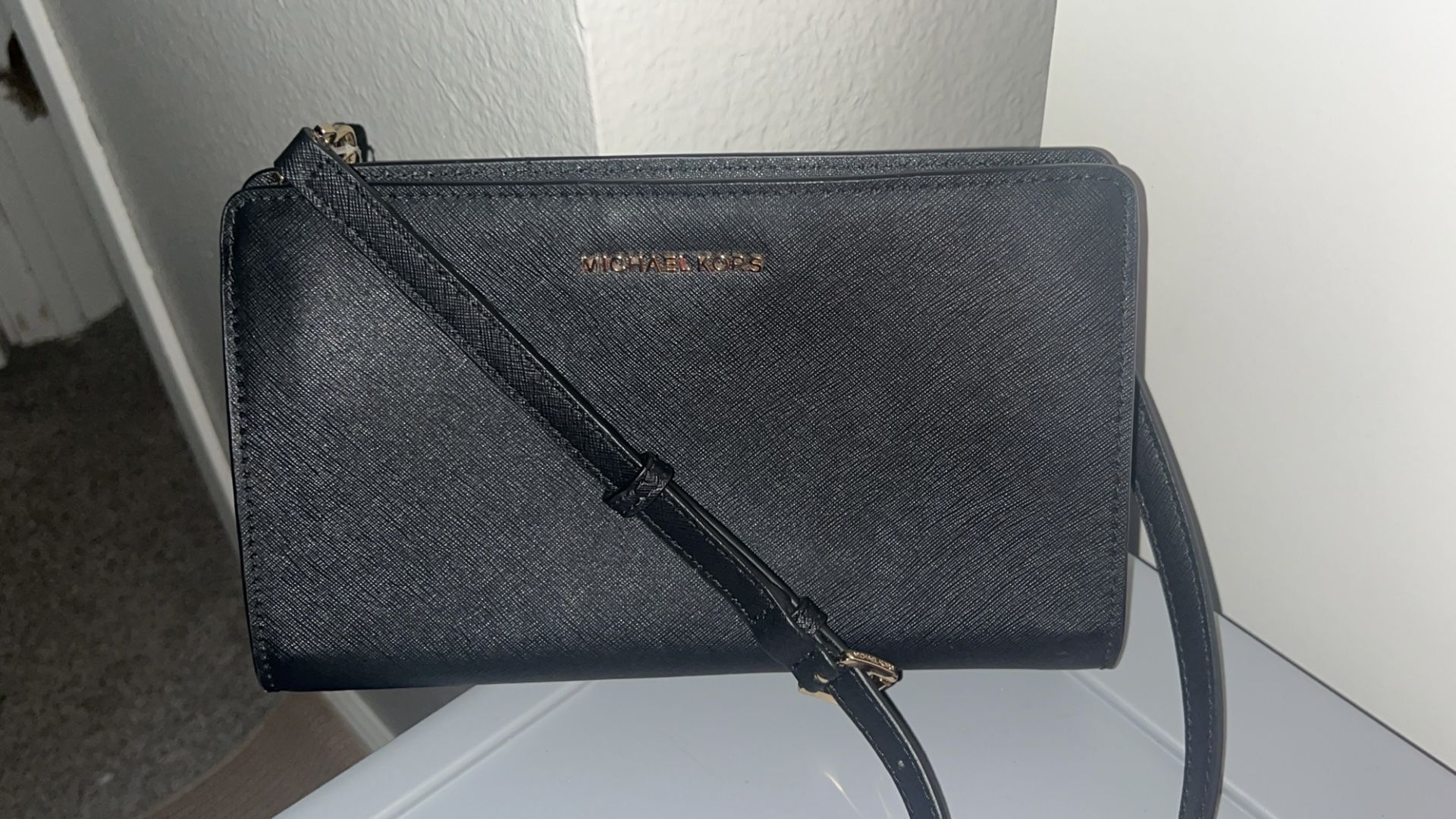 Michael Kors Crossbody Bag