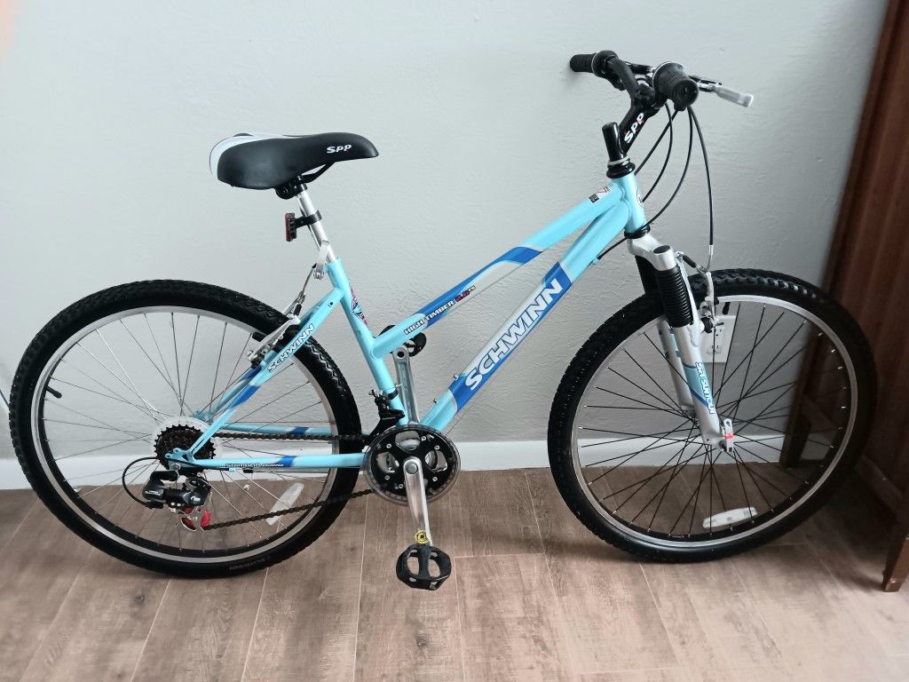 BRAND NEW NEVER USED SCHWINN 26"