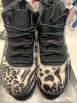 WMNS Air Jordans 11 Retros