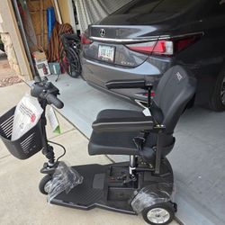 New Electric Scooter Never Used  (pride)
