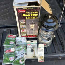 COLEMAN DUAL FUEL LANTERN TWO MANTLE Model 285-700