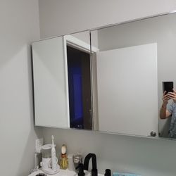 Vanity Mirror 