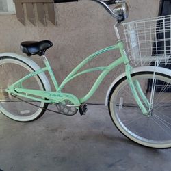 Bike ELECTRA Tires Size 26 Very Good Condition 