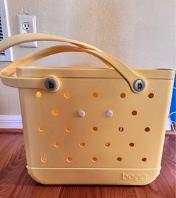 Bogg Bag Medium Size
