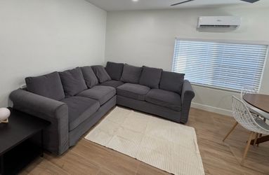 IKEA HÄRLANDA 4-Seat Corner Sectional Sofa – Medium Gray