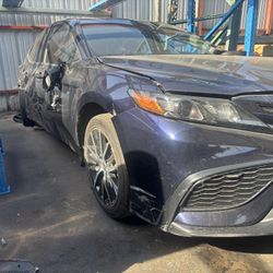 2022 Toyota Camry Hybrid SE 2.5L PARTS ONLY