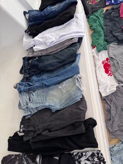 Huge Women’s Clothing Lot XS/S – Nike, American Eagle, Hollister, Lulus & More