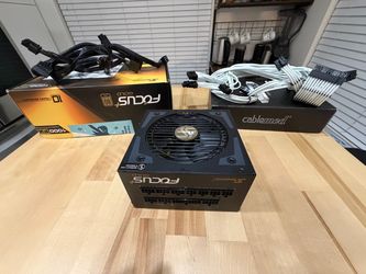 Seasonic FOCUS Plus 1000 Gold Power Supply - 1000W 80+ Gold ATX12V Fully Modular PSU