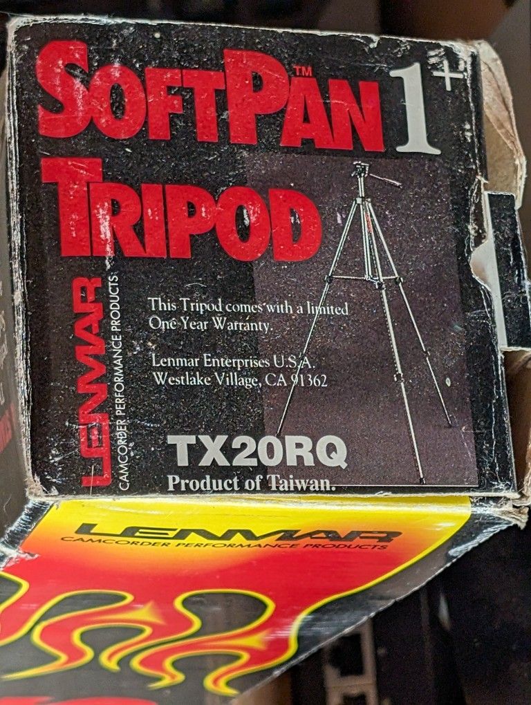 Lenmar TX20RQ softpan tripod with quick release