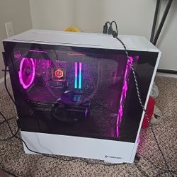 “CyberPowerPC Gamer Supreme - Ryzen 7 7800X3D | RTX 4070 Super | 32 GB | 2 TB SSD