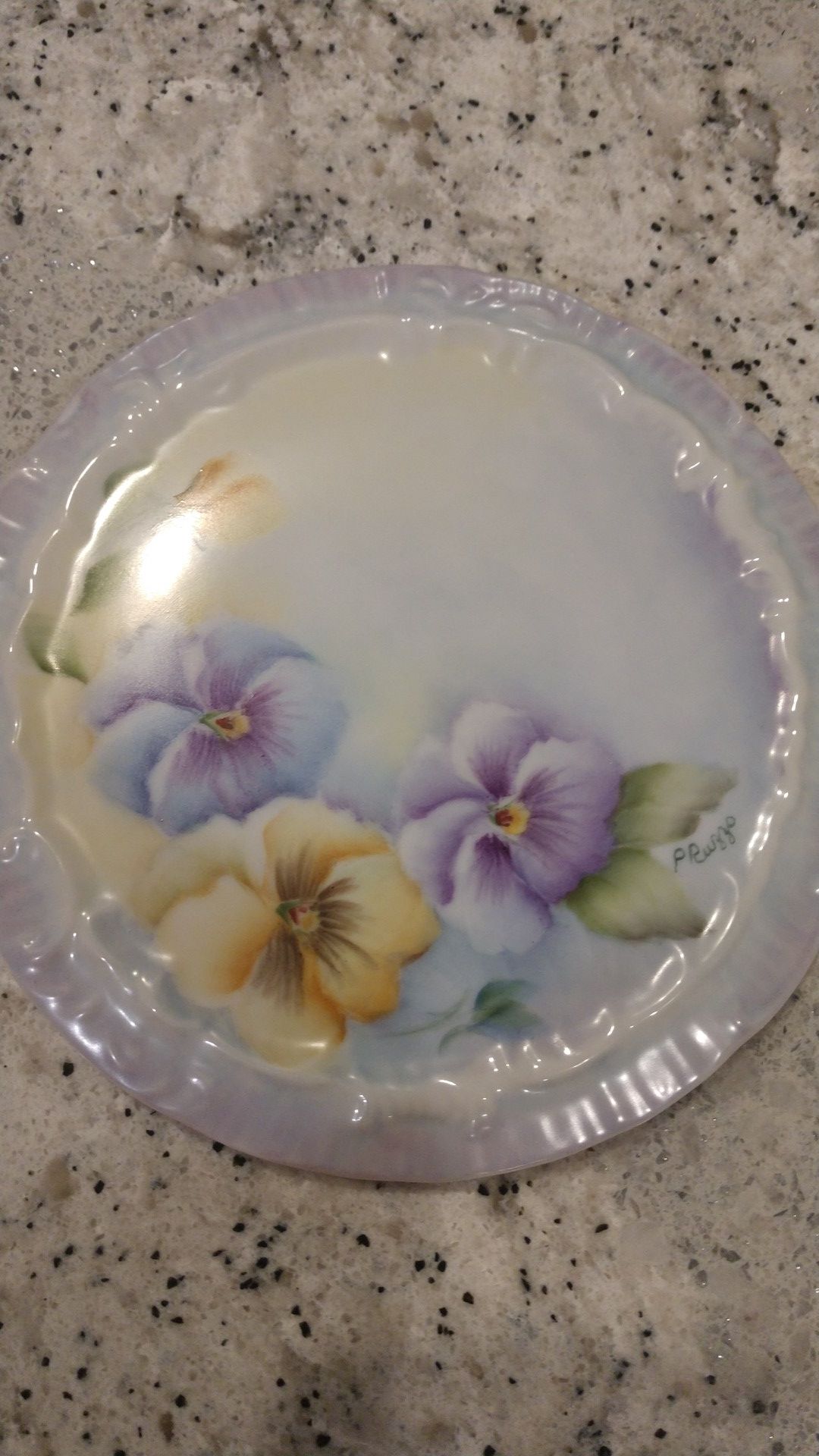 Pansy plate /tea pot rest ..vintage