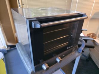Cadco XAF003 Quarter-Size Countertop Convection Oven, 120v Tested Works Good