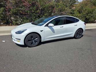 2021 Tesla Model 3 I will take payments