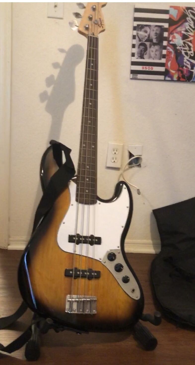 Squier by Fender Bass Guitar