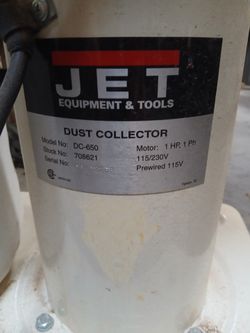 Jet roll around dust collector