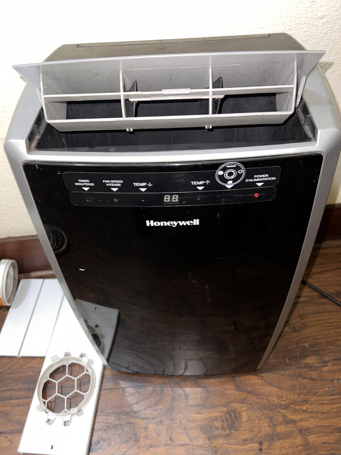 Honeywell 12,000 BTU air conditioner AC unit