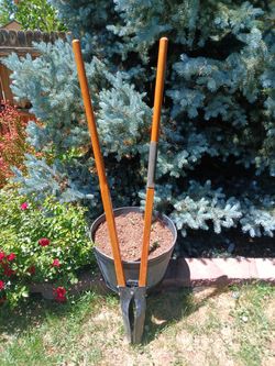 Husky Post Hole Digger 56"