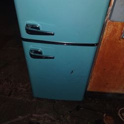 I'm Selling My 1.3 Cube Small Refrigerator 