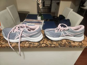 2 Pairs Of Asics Women's Shoes Size 6.5