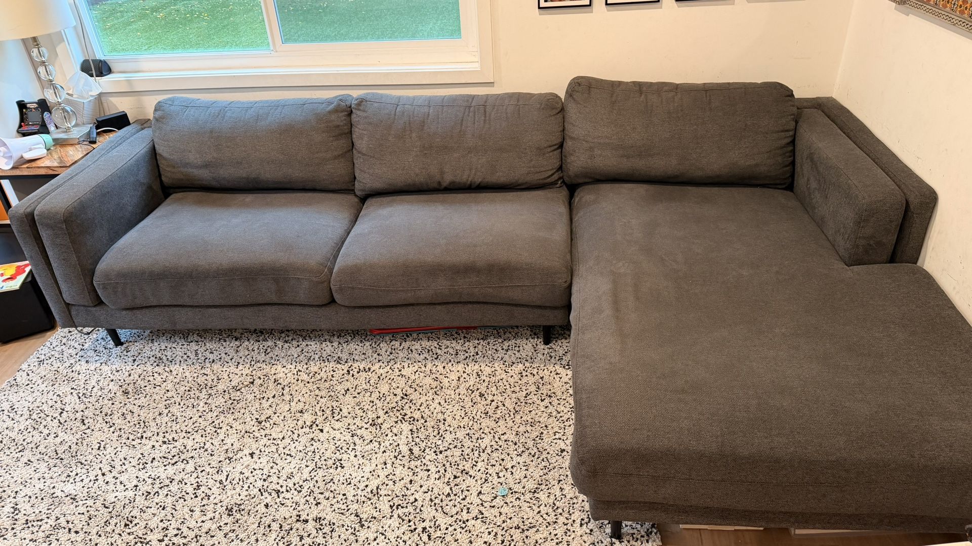 Living Spaces Love Seat And Chaise Sofa 