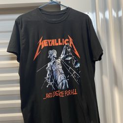 Metallica T Shirt Large 