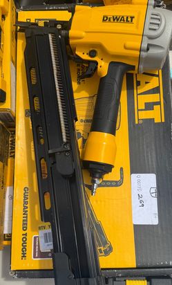 DEWALT DWF83PL 21 Degree Plastic Round Head Framing Nailer