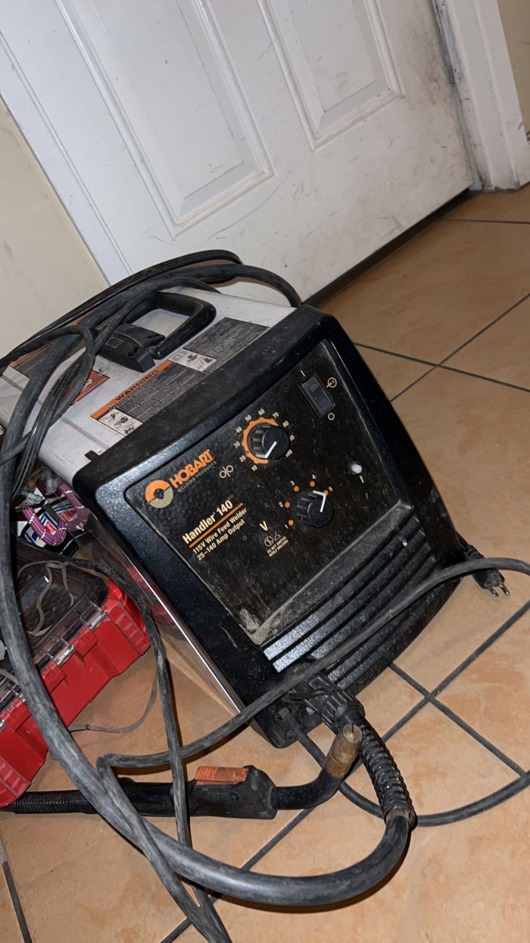 Hobart 140 Mig Welder With Welding Table