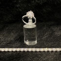Status statement 1.5 Carat Cz  Sterling Silver Setting
