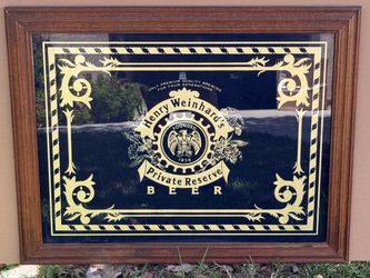 Henry Winehards beer mirror