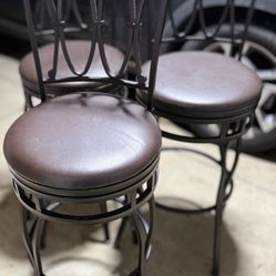 High Chairs/Bar Stools