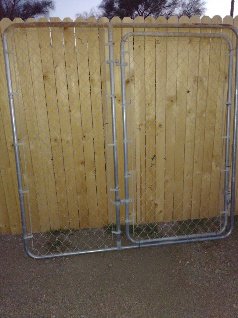 2 chain link gates 6 ft tall
