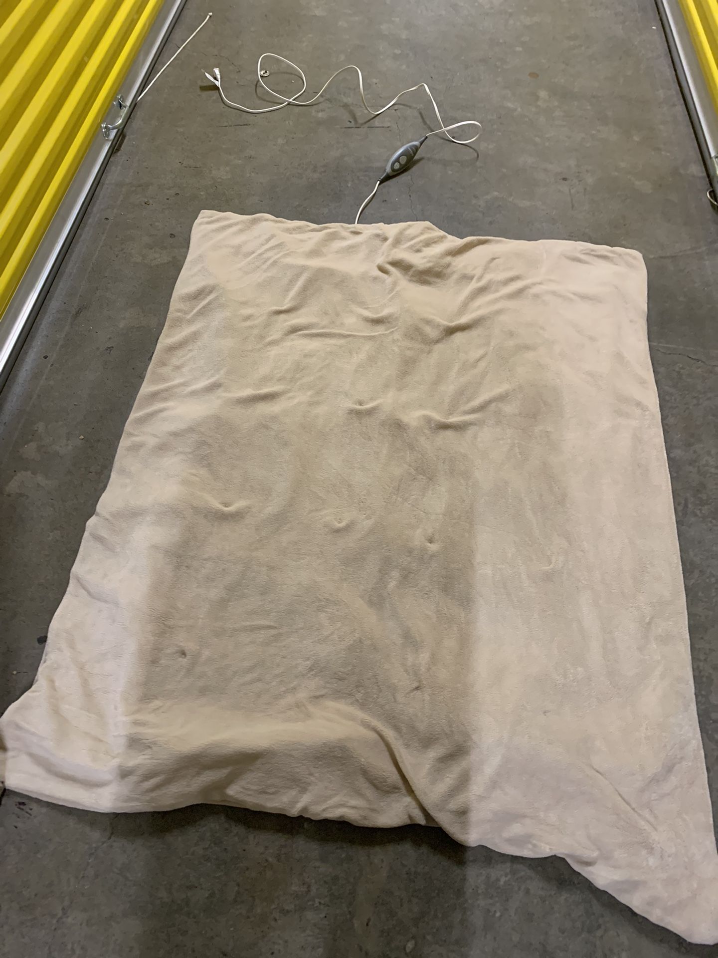 Sunbeam Electric Heat Blanket 31/2’x4’