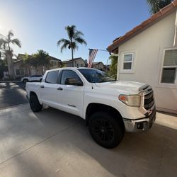 2015 Toyota Tundra