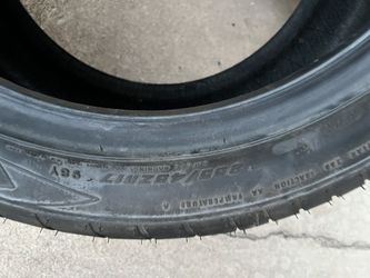 Single Tire
