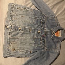 Levi’s Women’s Denim Jacket 