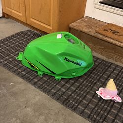 Kawasaki Ninja Gas Tank 