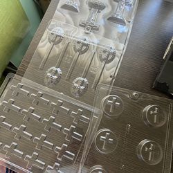 Plastic molds for cake, or chocolate - Christian Designs