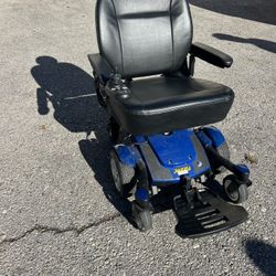 Jazzy Select 6 Electric Wheel Chair