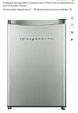 Refrigerador Frigidaire Refrigerador Compacto de 3.2 Pies con Compartimento para Enfriador, Platino