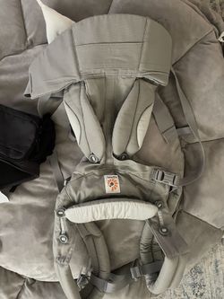 Ergobaby Omni Carrier for Newborn & Toddler 