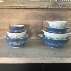 Vintage Pyrex Colonial Most