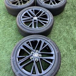 Toyota Camry OEM Rims 18 Like New Rims