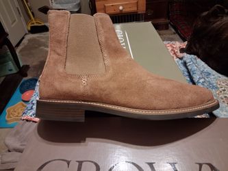 Crown Vintage suede dress boot