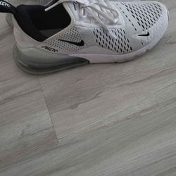 Nike 270s sz 10