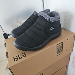 Snow Boots Size 6