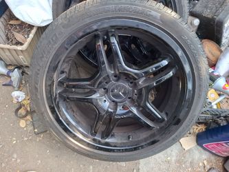 Mercedes Rims and Tires